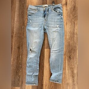 Zara Light Blue Distressed Women Jeans